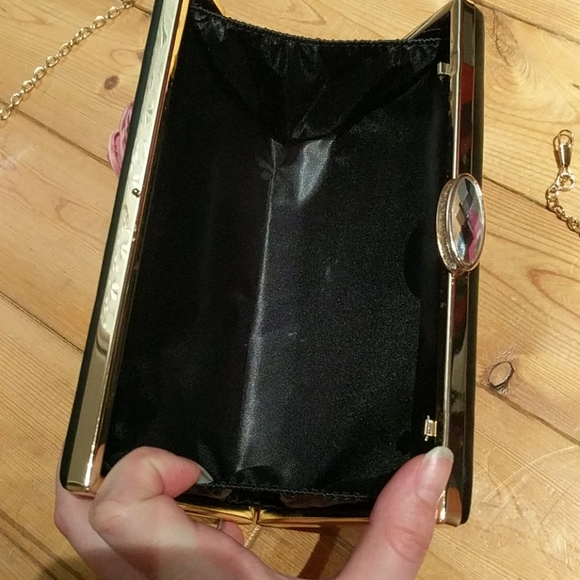 Flower Pearl Rhinestone Evening Clutch - Picture 3 of 10